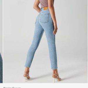 Denim Forum Yoko Slim High-Rise size 27
